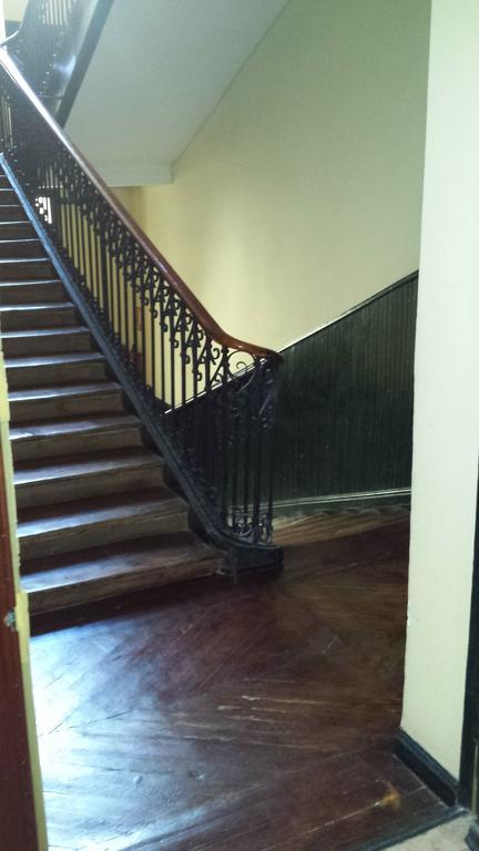 Hostal Rico Madrid Bagian luar foto