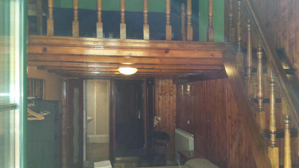 Hostal Rico Madrid Bagian luar foto
